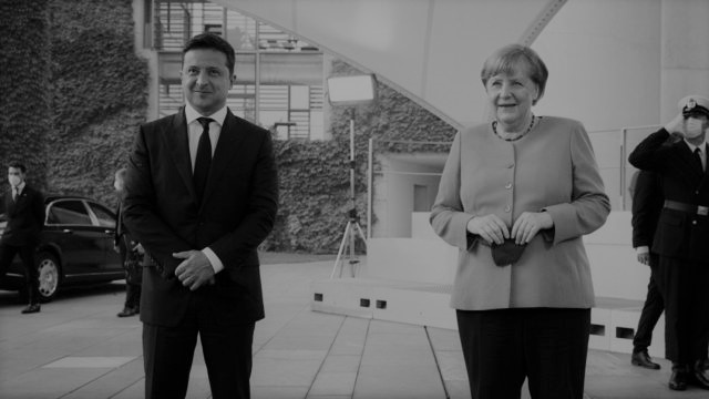 Меркель вважає, що Україна має залишитися транзитером газу, попри “Північний потік-2”