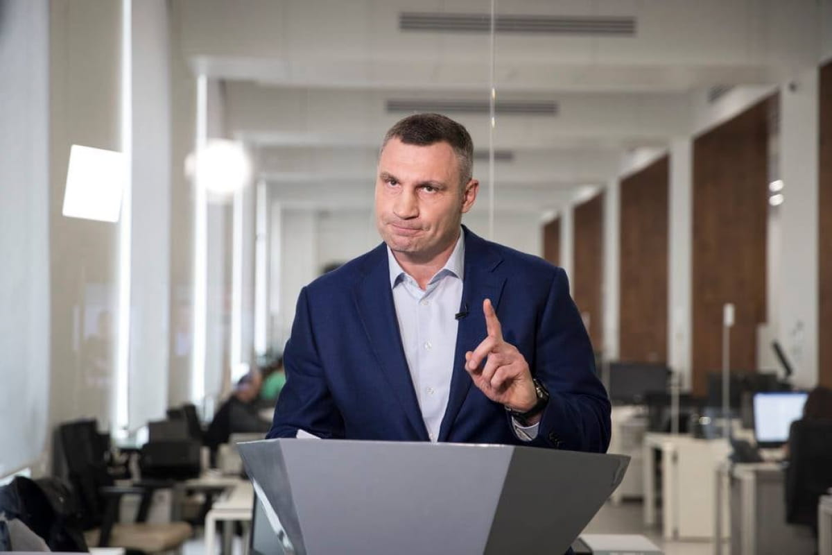 Кличко заявив, що його можуть звільнити у п’ятницю рішенням РНБО
