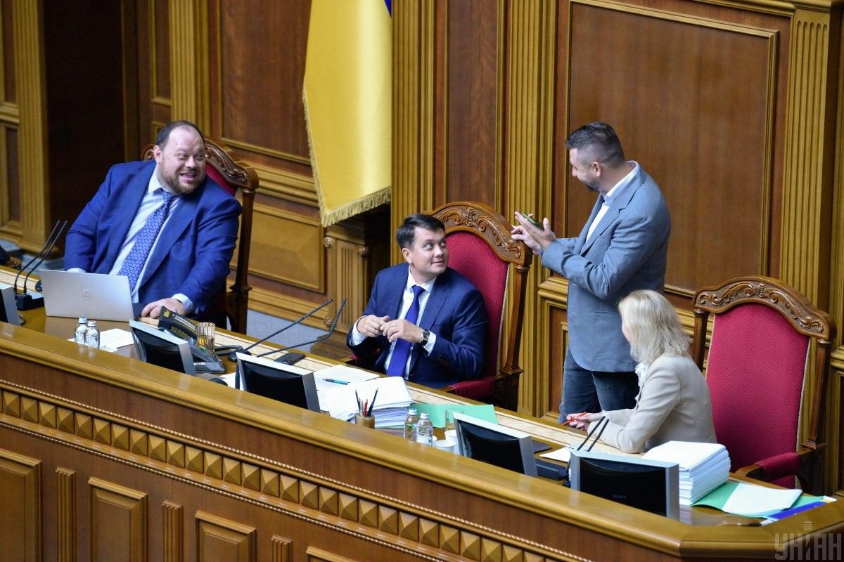 Арахамія запросив у Разумкова підписні листи за його відставку з посади голови ВР