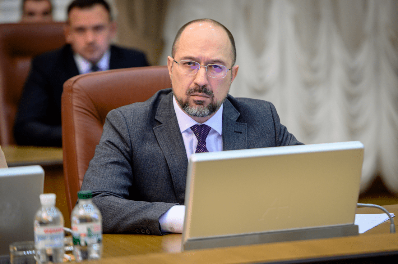 Прем’єр України бере під особистий контроль постачання та використання природного газу