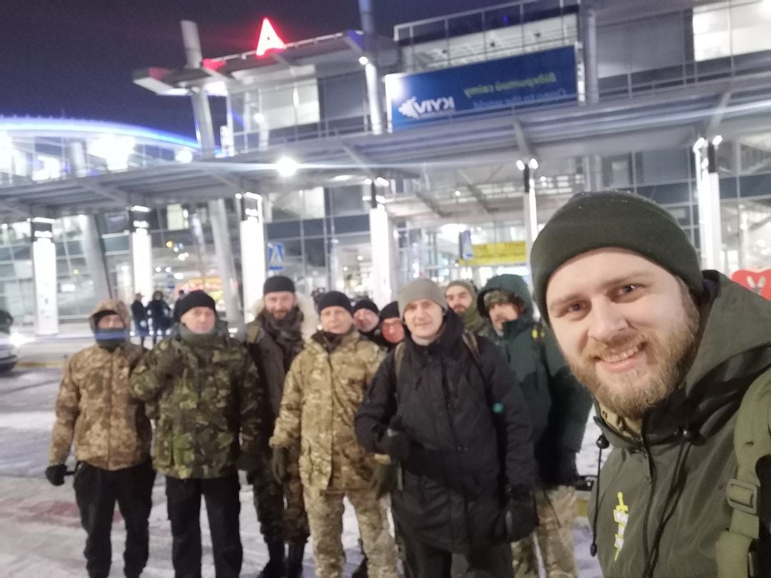 На мітинг на підтримку Порошенка з’їхалися громадські діячі, політики й ветерани