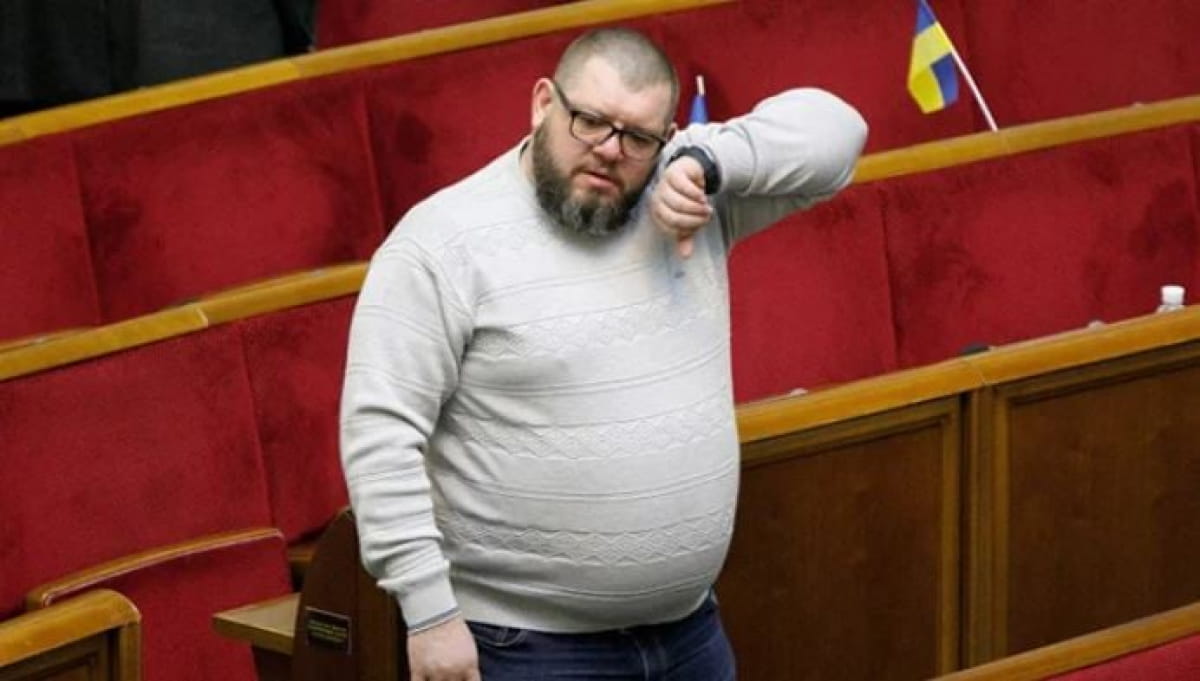 На матюкливого “слугу” Галушка направили протокол в суд