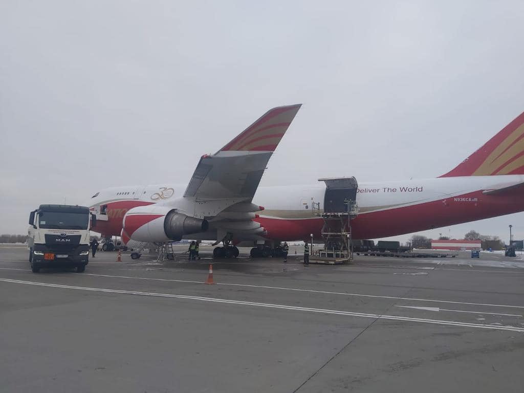 П’ятий літак із заокеанськими боєприпасами прибув до України