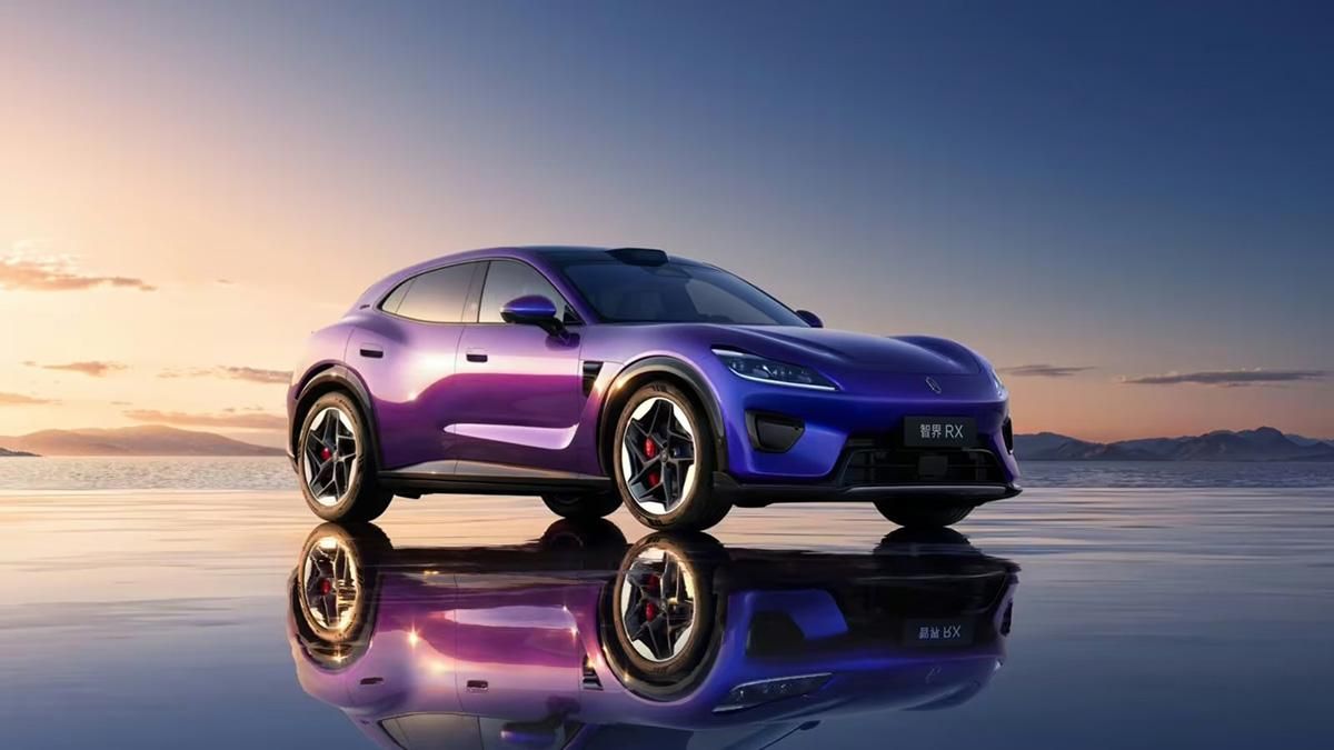 Huawei кидає виклик Tesla: новий кросовер Luxeed RX проїжджає 852 кілометрів і дивує адекватним прайсом