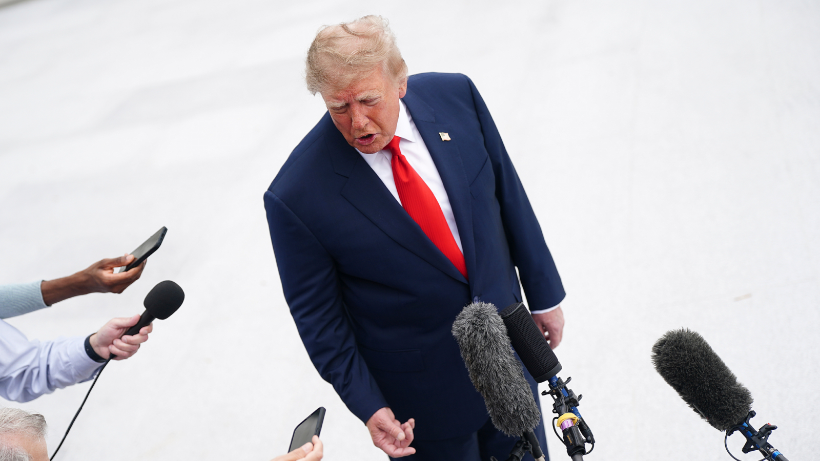 Трамп пропонує перейменувати океан на свою честь